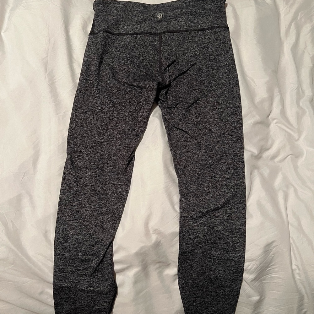 Lululemon leggings size 8